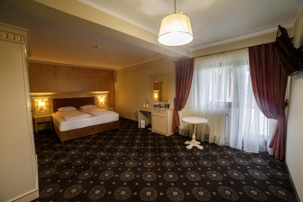 Gradina Mariajelor Hotel Campulung Moldovenesc Exterior photo